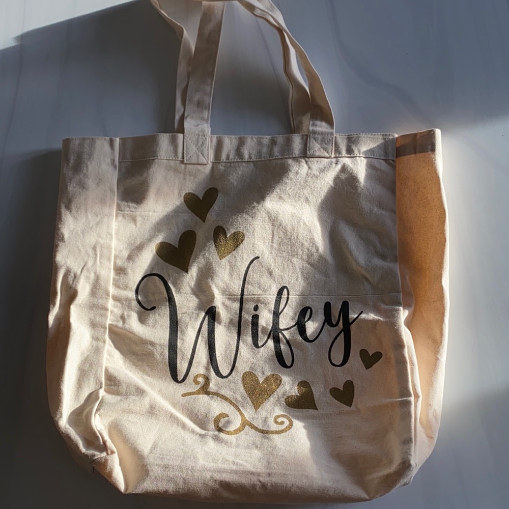 NEW Wifey tote bag with black & gold accents